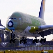 Lufthansa  380