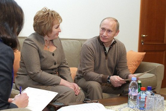 Газеты оценили видео Путина