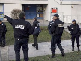 Детей взяли в заложники Детей взяли в заложники