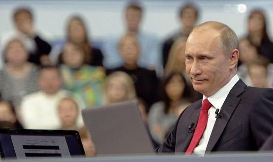 "Он ведет себя как президент"