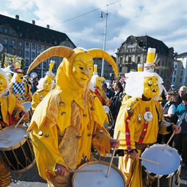  (Fasnacht)   (Basel)   .       ,    ,     