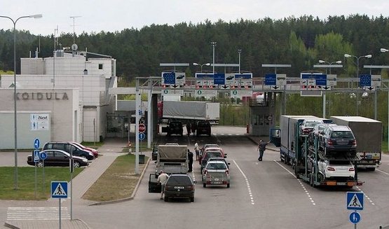 Водители дерутся на границе