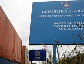 Россия окружает Косово Россия окружает Косово
