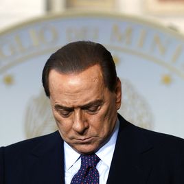 Самая обсуждаемая тема в Италии - неприкосновенность Сильвио Берлускони