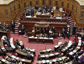 Депутаты против проверки доходов Депутаты против проверки доходов