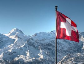 Под швейцарским флагом