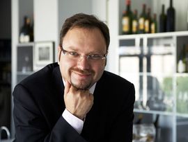 Анатолий Корнеев, винный эксперт, автор книги «Пьемонт. Вина Италии»