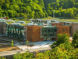 UWC Dilijan College: школа будущего UWC Dilijan College: школа будущего
