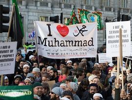 Лондон против карикатур Лондон против карикатур