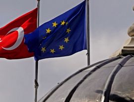 ЕС отменит визы с Турцией ЕС отменит визы с Турцией