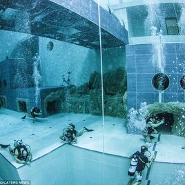Бассейн The Deep Joy, сокращенно Y-40, на данный момент является самым глубоким бассейном с термальной водой в мире, за это он попал в книгу рекордов Гиннеса 