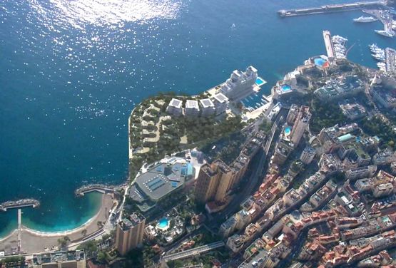 Монако воюет с морем