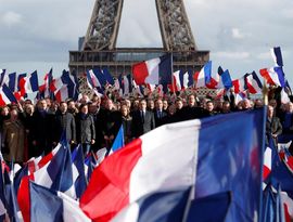 Париж за Фийона и новости уикенда Париж за Фийона и новости уикенда