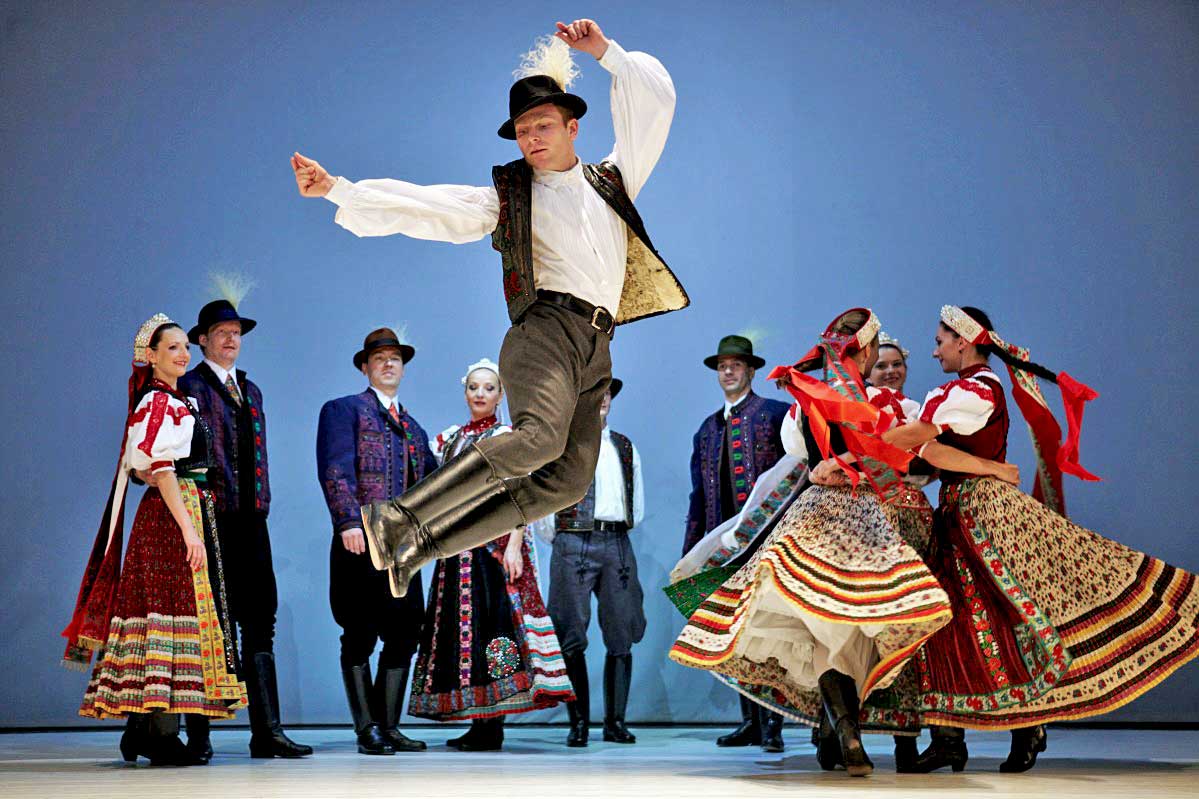 Венгерские национальные танцы