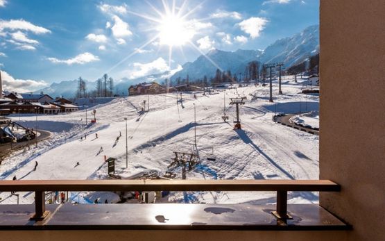 5 ski-in/ski-out отелей Розы Хутор