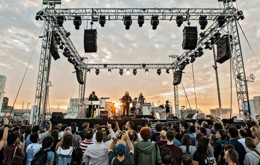 https://www.festicket.com/festivals/primavera-sound/2018/?