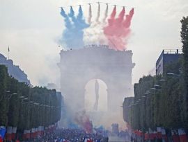 Как Франция встречала героев
