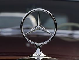 Porsche и Mercedes попали под запрет Porsche и Mercedes попали под запрет
